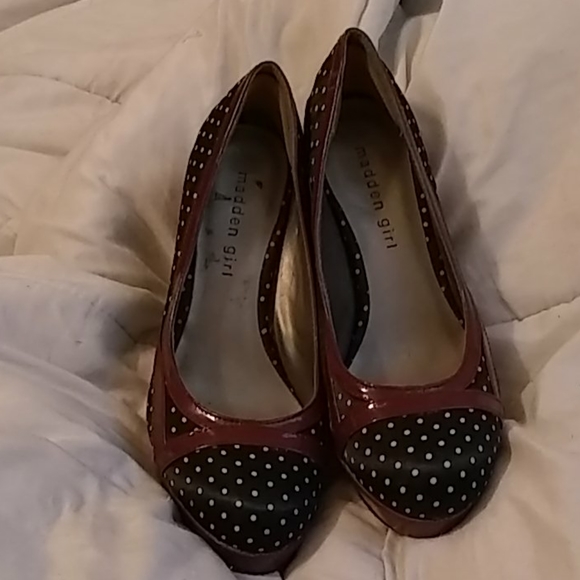 High Heels - Picture 4 of 4